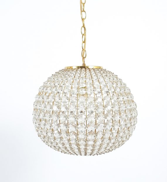 1-bakalowits-ball-chandelier