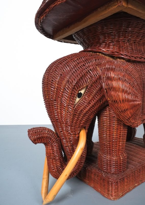 elephant wicker table_05