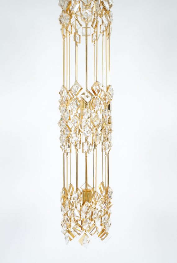 p5-palwa-long-chandelier