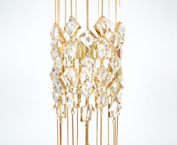 p6-palwa-long-chandelier